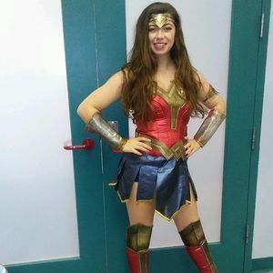 Meet your Posher, Casey